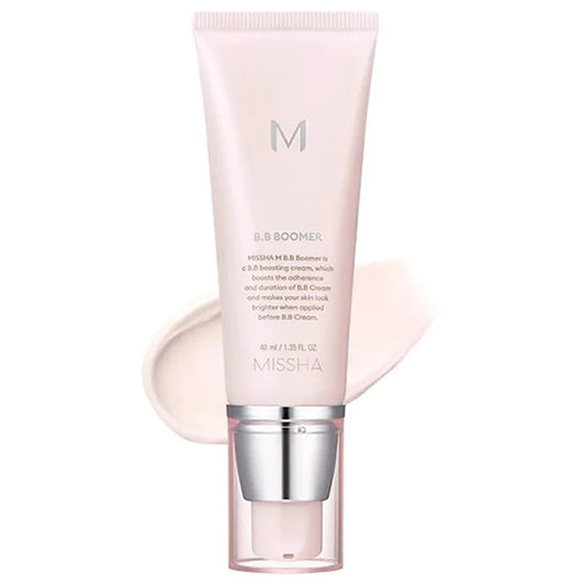 Missha M B.B. Boomer – aufhellende Makeup‑Base mit Glow‑Effekt für glatte, strahlende Haut, Produktfoto bei Chic & Glow.